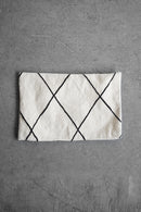 モロッコクッション/ベニワレン　57×37<br>大和店 - ヴィンテージ SHARK ATTACK