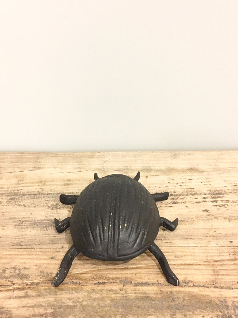 vintage<br> Insect motif object Haneda store