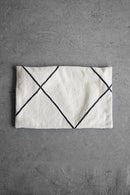 モロッコクッション/ベニワレン　57×37<br>大和店 - ヴィンテージ SHARK ATTACK