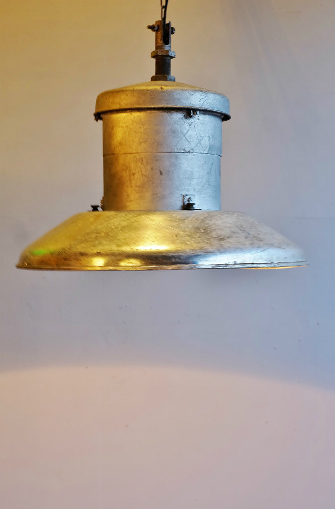 Vintage Industrial Pendant Lamp Sendagaya Store