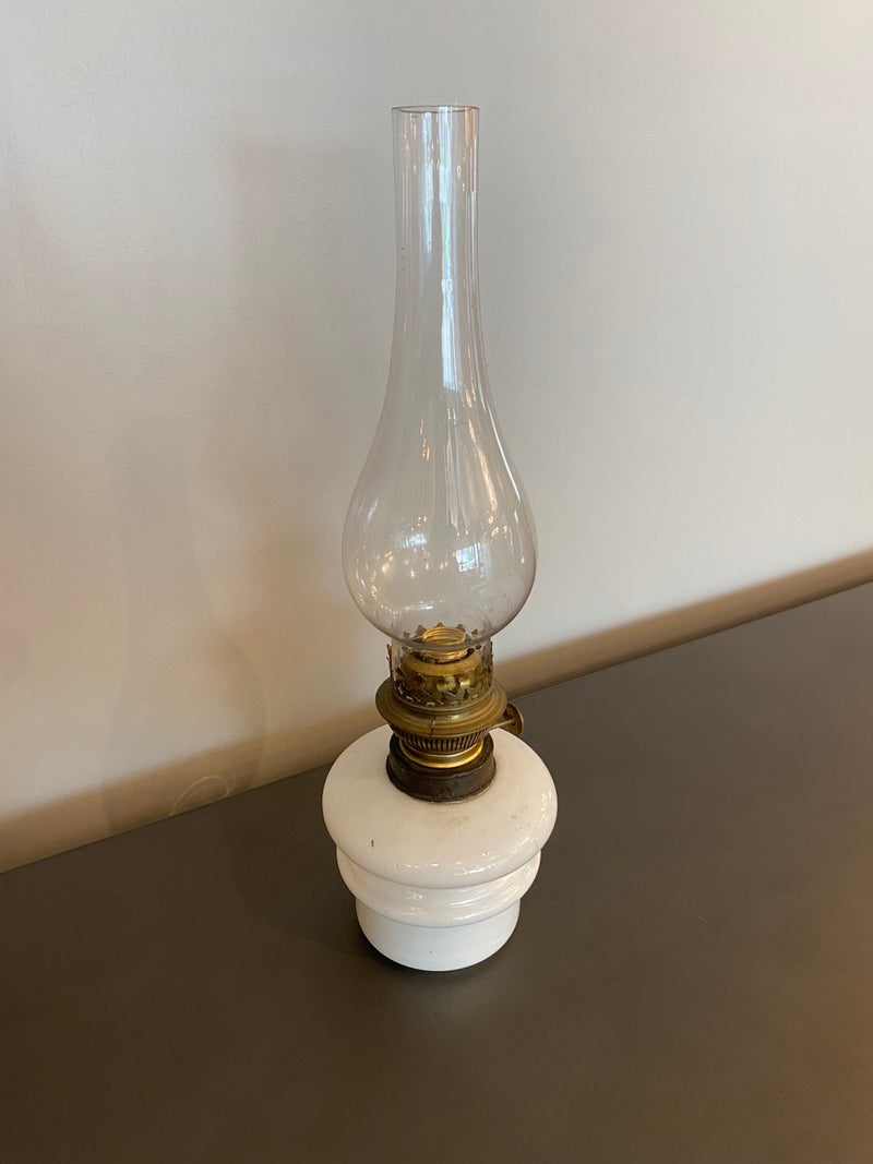 vintage oil lamp<br> Sendagaya store