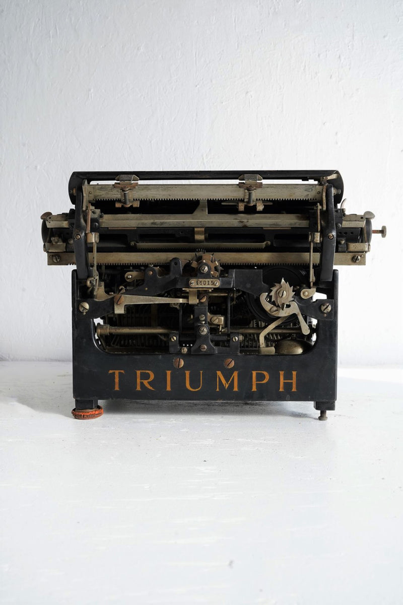 Triumph Typewriter Vintage Osaka Store