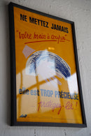 France ウォールポスター<br>ヴィンテージ <br> 大阪店・大和店 - ヴィンテージ SHARK ATTACK