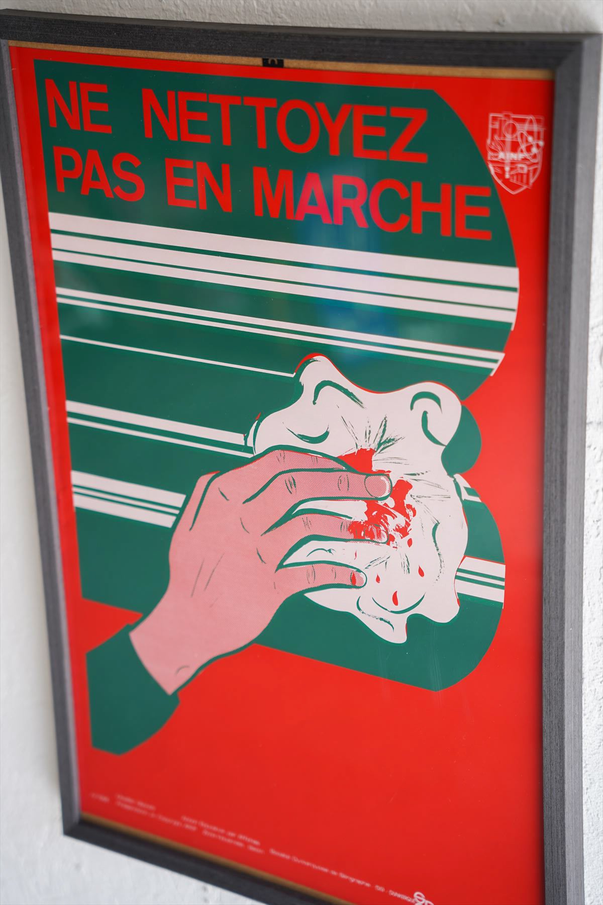 France ウォールポスター<br>ヴィンテージ <br> 大阪店・大和店 - ヴィンテージ SHARK ATTACK