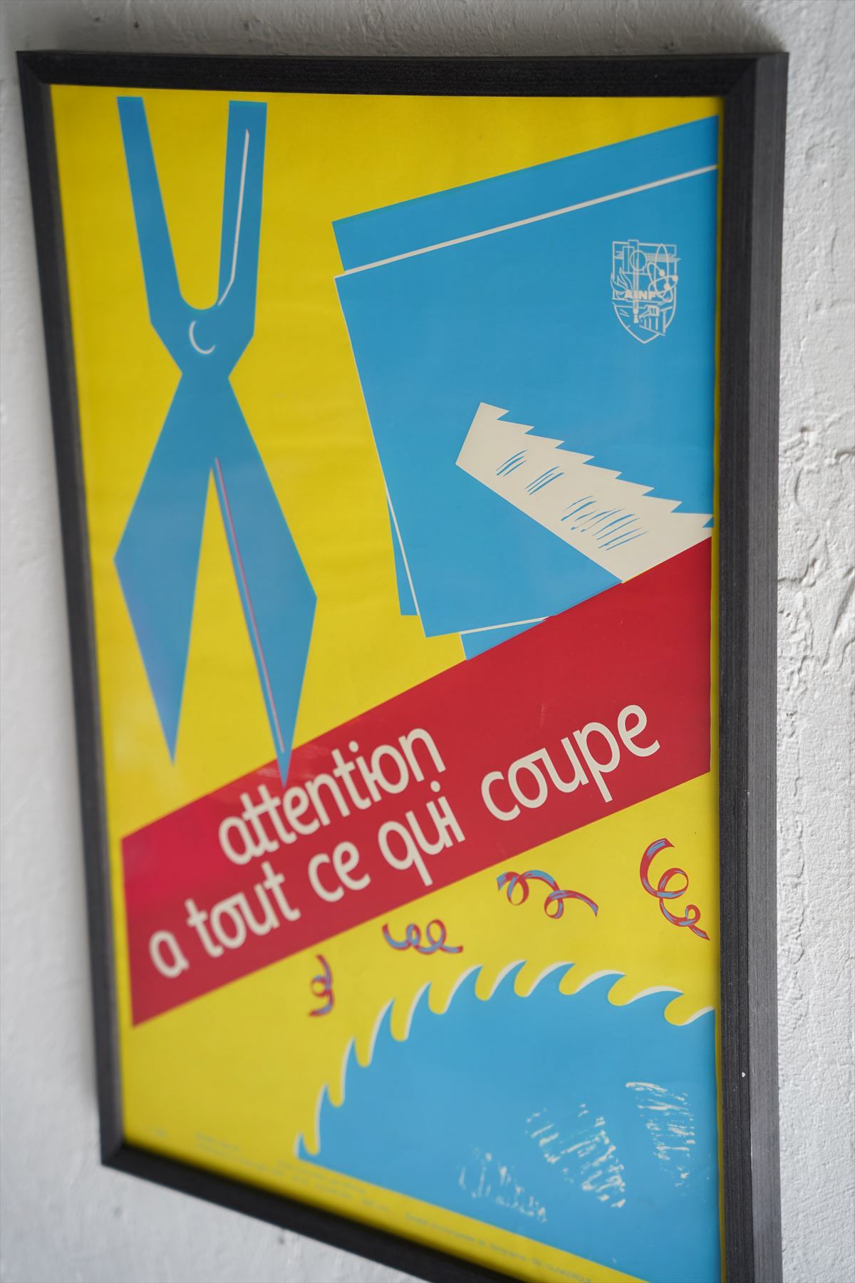 France ウォールポスター<br>ヴィンテージ <br> 大阪店・大和店・千駄ヶ谷店 - ヴィンテージ SHARK ATTACK