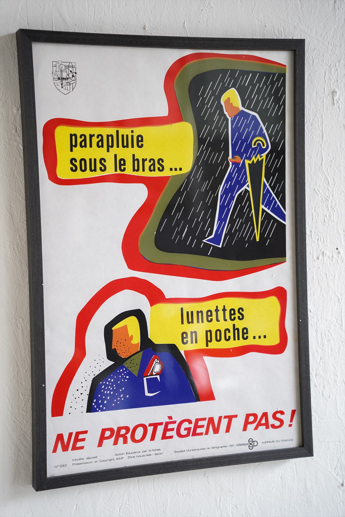 France ウォールポスター<br>ヴィンテージ <br> 大阪店 - ヴィンテージ SHARK ATTACK