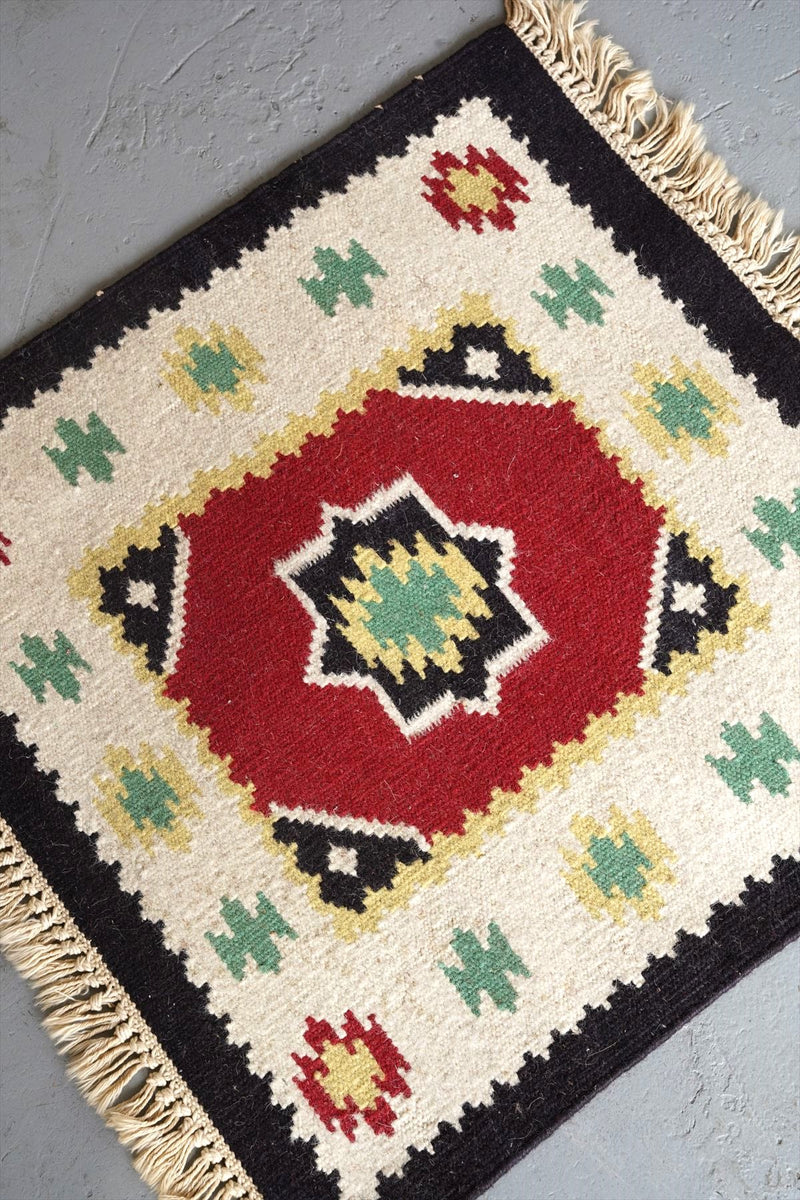 Tribal rug 530×510 <br>vintage osaka store