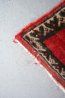 トライバルラグ 101×55 (cm) <br>ヴィンテージ<br>大阪店 - ヴィンテージ SHARK ATTACK