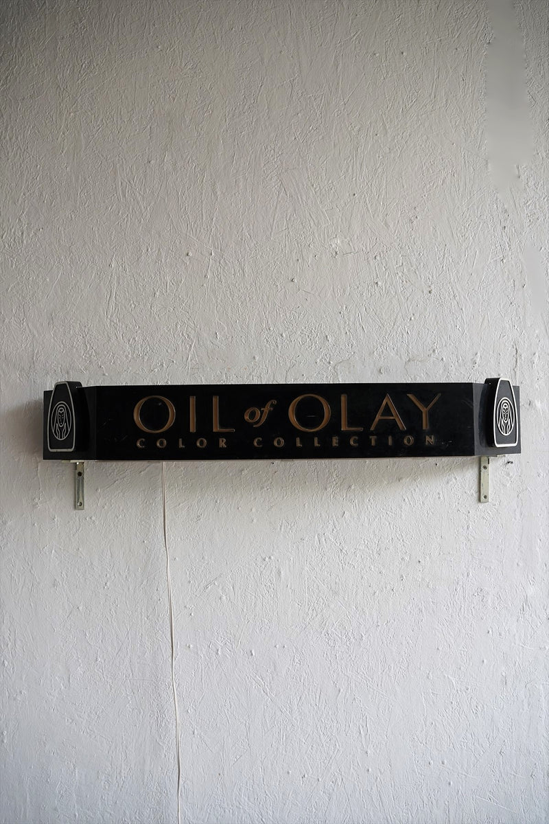 Vintage OIL of OLAY Wall Light Sign Osaka Store
