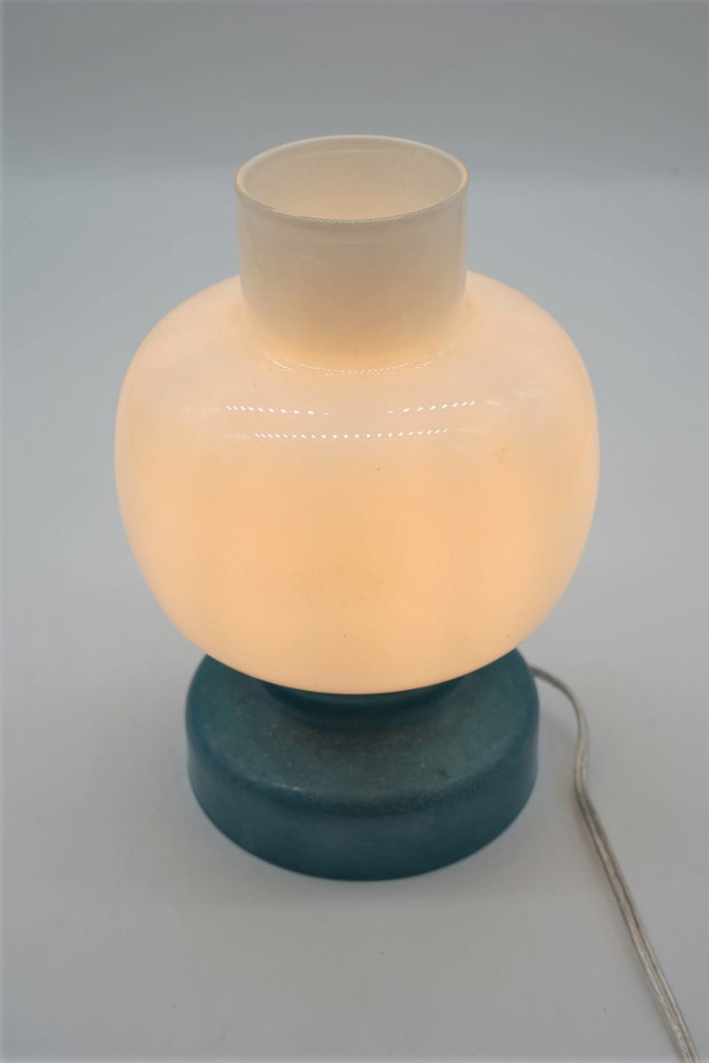 Vintage milk glass two-tone table lamp Osaka store