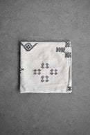 モロッコクッション/ベニワレン　40×40<br>大和店 - ヴィンテージ SHARK ATTACK