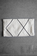 モロッコクッション/ベニワレン　67×38<br>大和店 - ヴィンテージ SHARK ATTACK