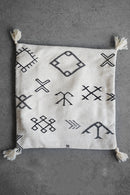 モロッコクッション/ベニワレン　 67×67<br>大和店 - ヴィンテージ SHARK ATTACK