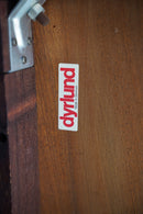 Dyrlund Denmarkスクエアコーヒーテーブル<br>ヴィンテージ<br> 大阪店 - ヴィンテージ SHARK ATTACK