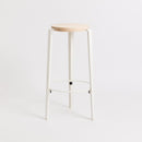 TIPTOE<br>BIG LOU bar stool – SOLID BEECH <br>CLOUDY WHITE - ヴィンテージ SHARK ATTACK
