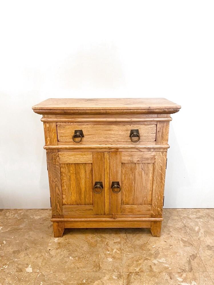 vintage solid oak wood cabinet

 (Sendagaya store) AC-210429-5-S
