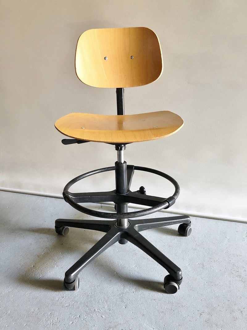 vintage<br> Plywood x iron office chair<br> Osaka store
