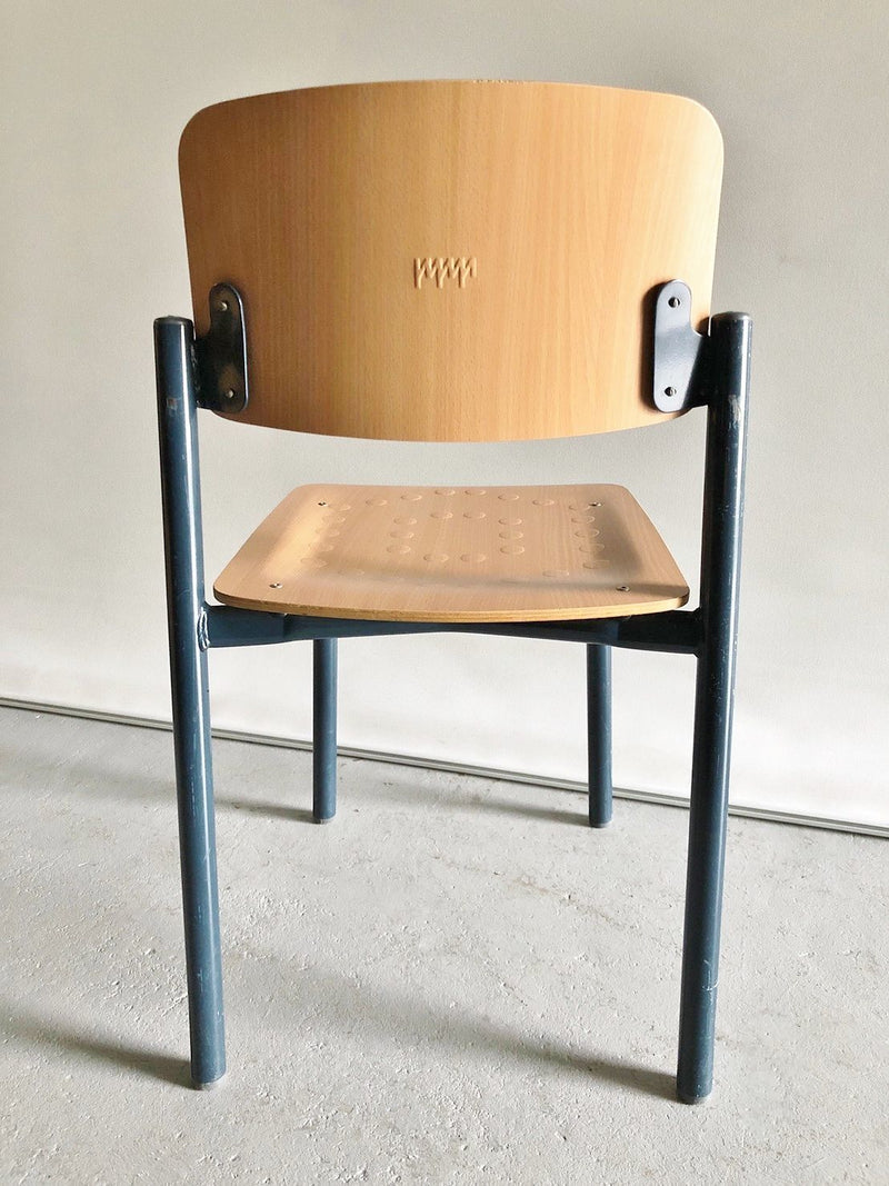 Vintage plywood x iron stacking chair<br> Haneda store 10 legs HOLD