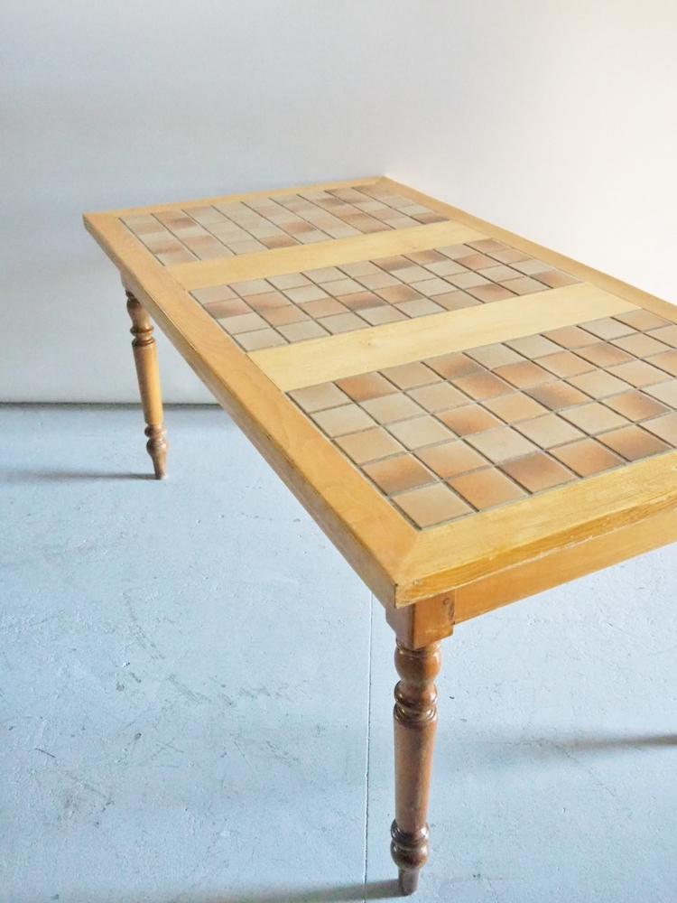 Vintage tile top dining table (Haneda store)
