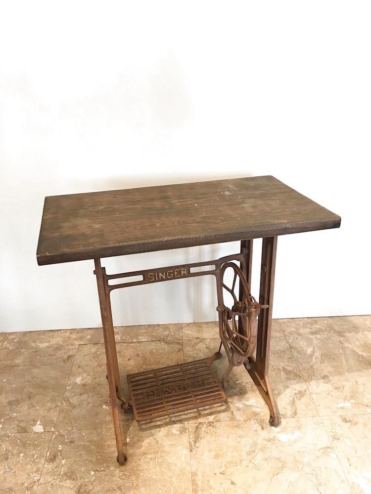 vintage sewing machine table
 
(Sendagaya store) ANZ-210419-3-S