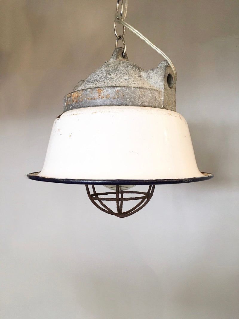 Vintage Industrial Pendant Lamp/Deck Lamp Sendagaya Store