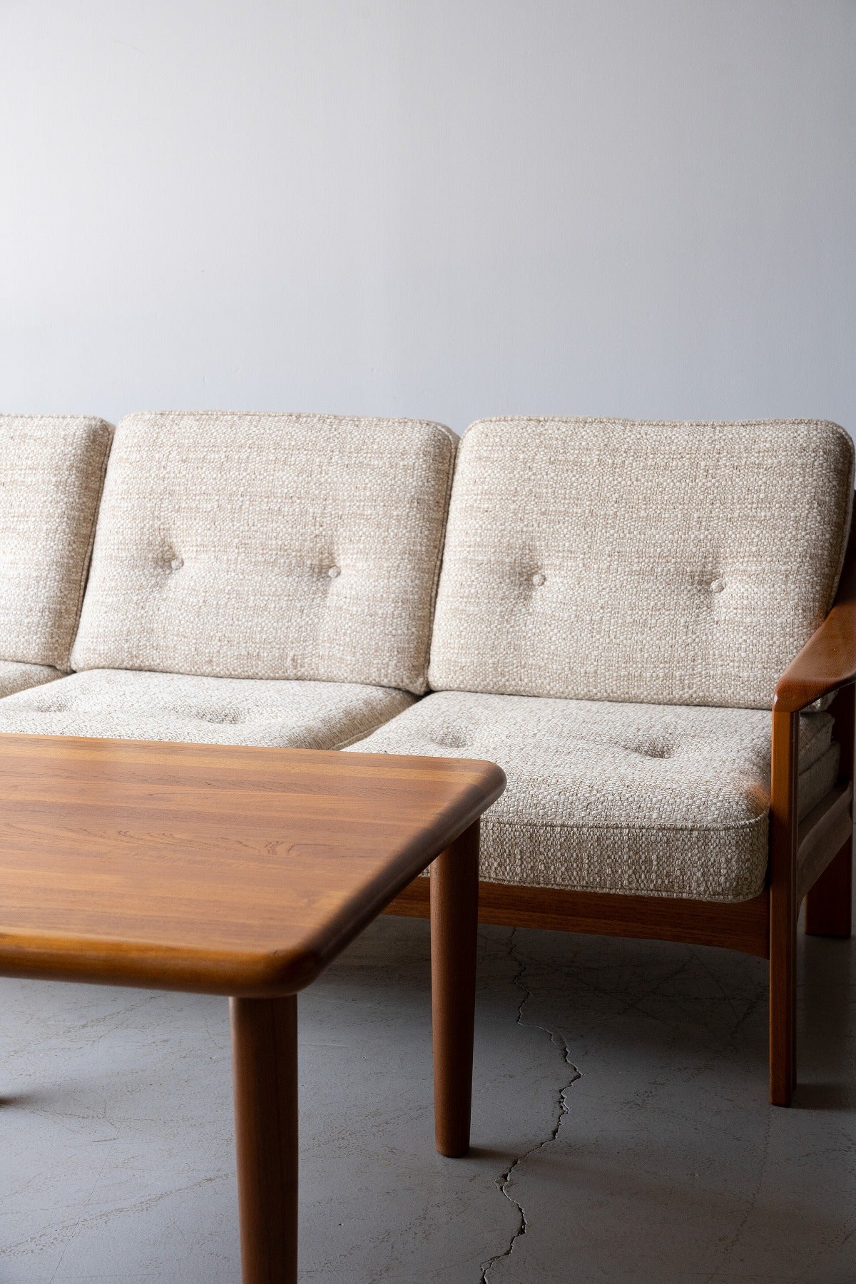 Denmark "Grete Jalk" Glostrup Møbelfabrik Furniture コーヒーテーブル <br>ヴィンテージ<br> 大和店 - ヴィンテージ SHARK ATTACK