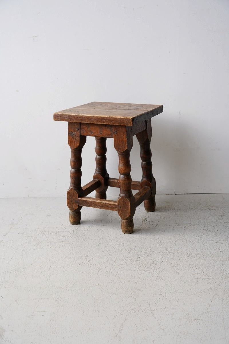 wood stool vintage<br> Sendagaya store (B)