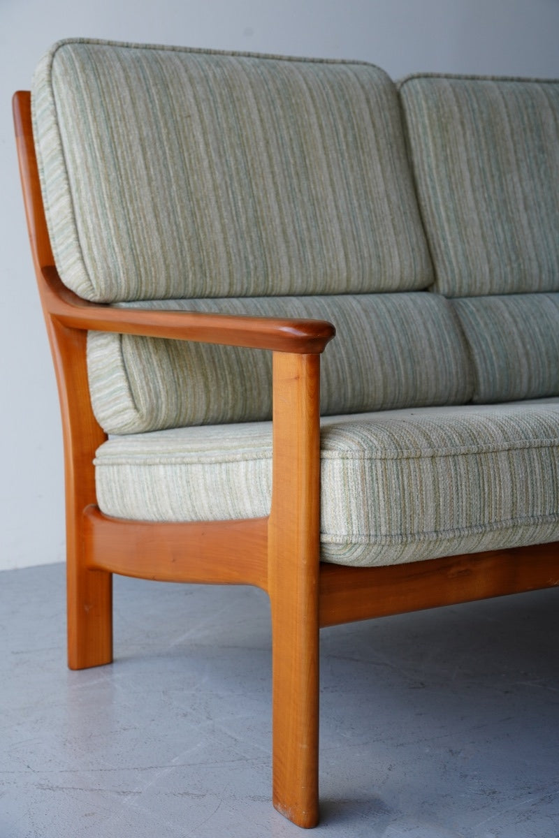 3 seater teak wood x fabric sofa vintage Yamato store