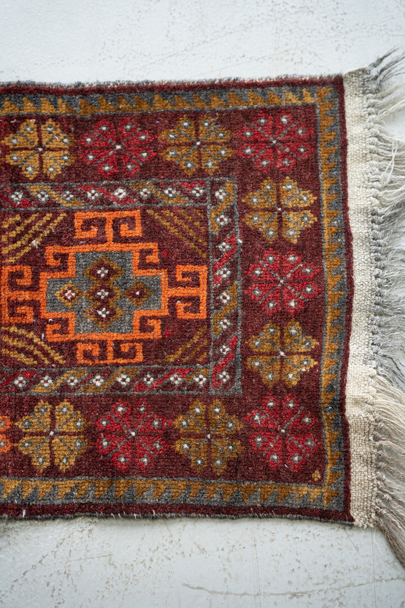 Tribal rug 910×440<br> Vintage Sendagaya store