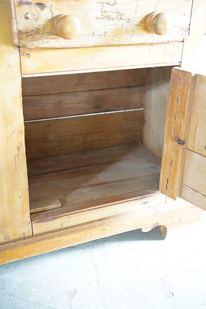 vintage<br> Pinewood Cabinet/Shelf Sendagaya Store
