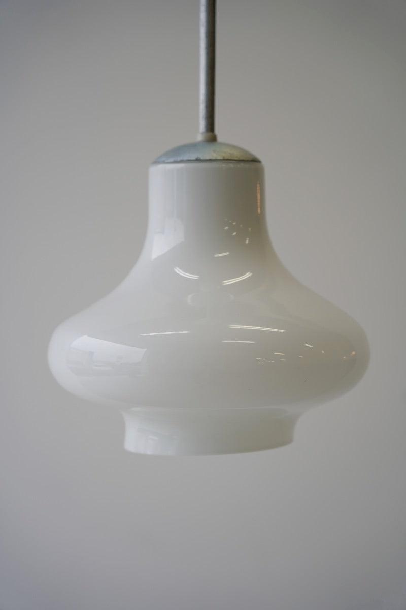 Milk glass pendant lamp (A)<br> vintage<br> Sendagaya store<br>