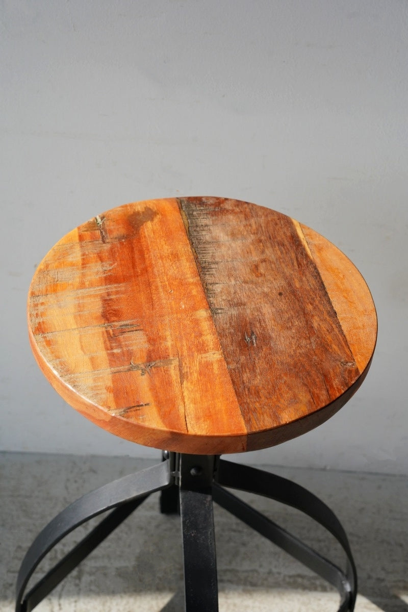 Wood x iron spindle stool<br> Vintage Yamato store