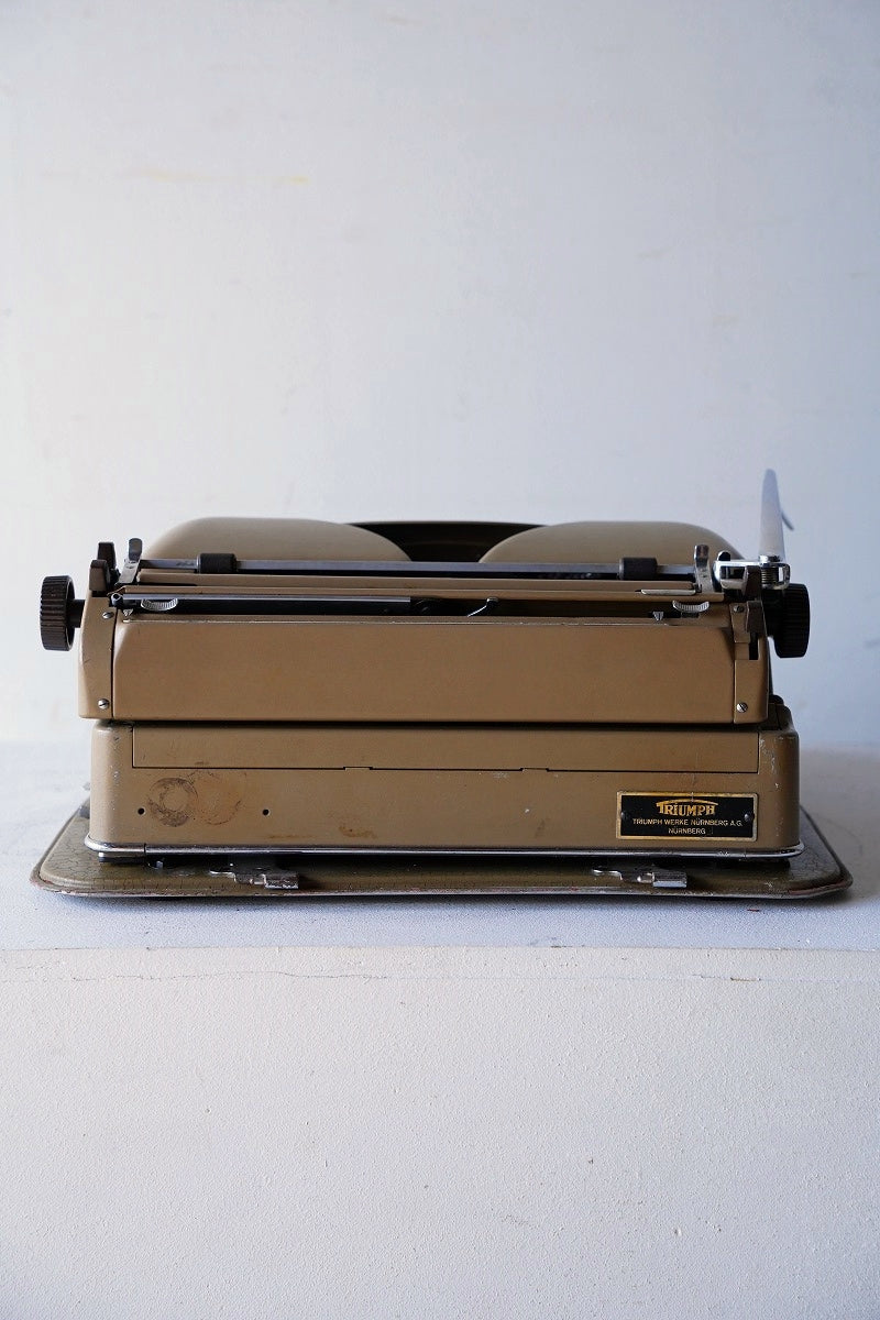 Triumph社製タイプライター<br>ヴィンテージ<br>大和店