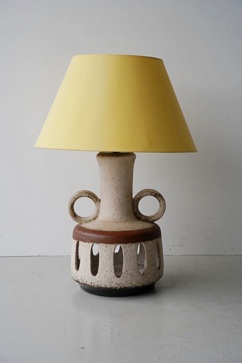 ceramic base table lamp<br> vintage<br> Yamato store