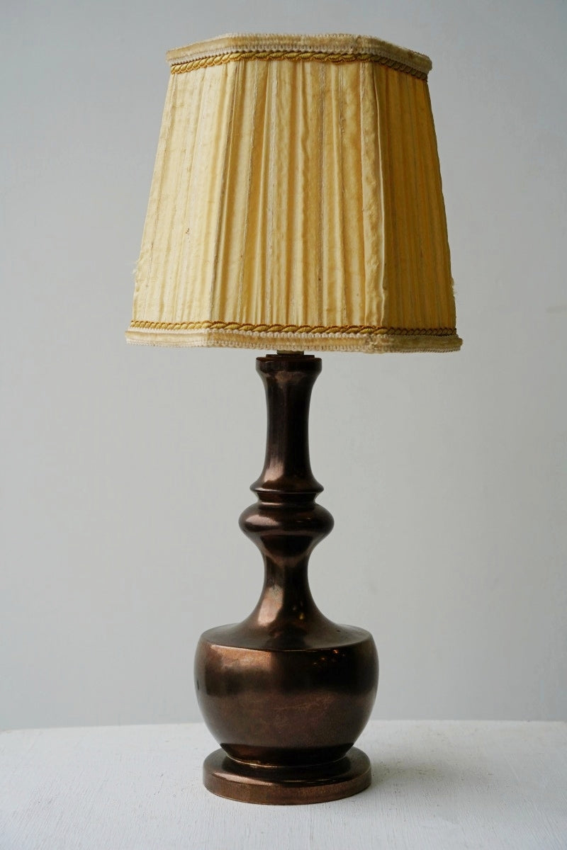 ceramic base table lamp<br> vintage<br> Yamato store