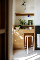 TIPTOE<br>MI LOU mid-high stool – solid wood – SOLID OAK <br>CLOUDY WHITE - ヴィンテージ SHARK ATTACK