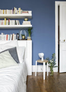 TIPTOE<br>LOU stool – SOLID OAK <br>CLOUDY WHITE - ヴィンテージ SHARK ATTACK