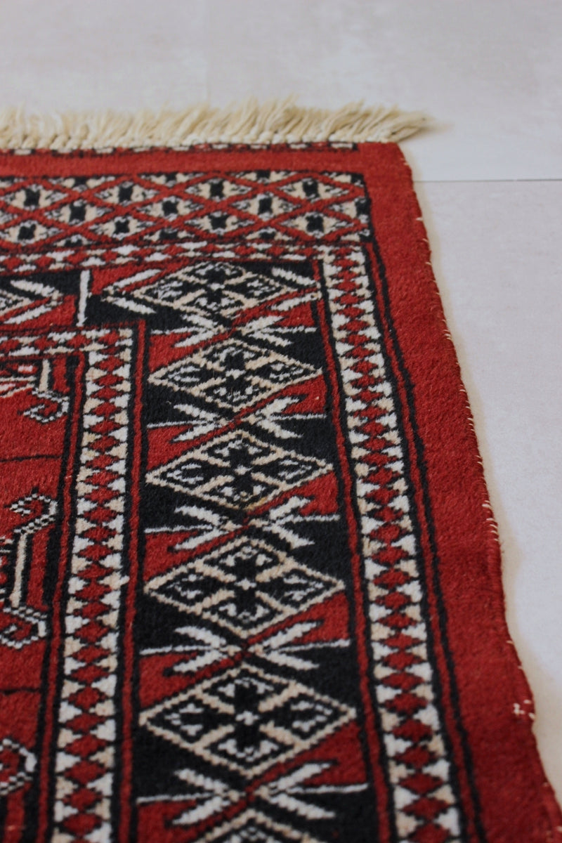 Tribal rug 930×650<br> Vintage Sendagaya store