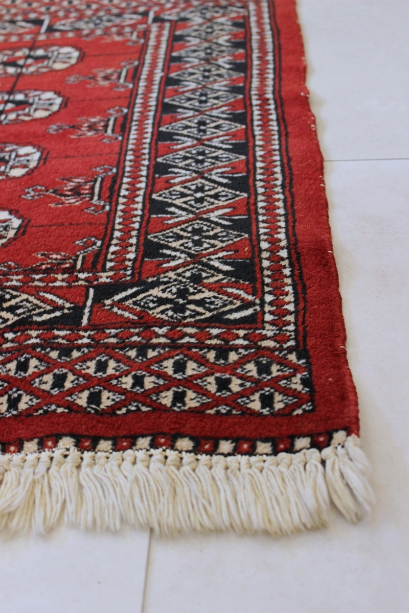 Tribal rug 930×650<br> Vintage Sendagaya store
