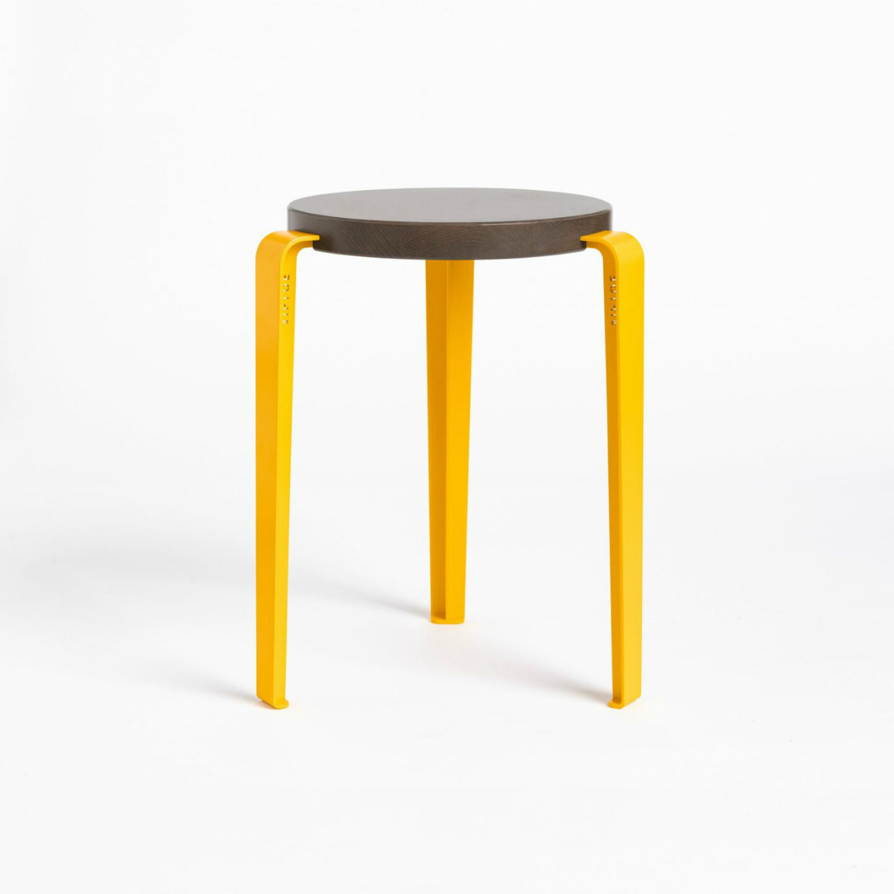 TIPTOE<br>LOU stool – TINTED OAK <br>SUNFLOWER YELLOW - ヴィンテージ SHARK ATTACK