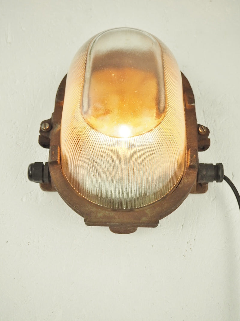 vintage<br> ZAOS Capsule Lamp Haneda Store