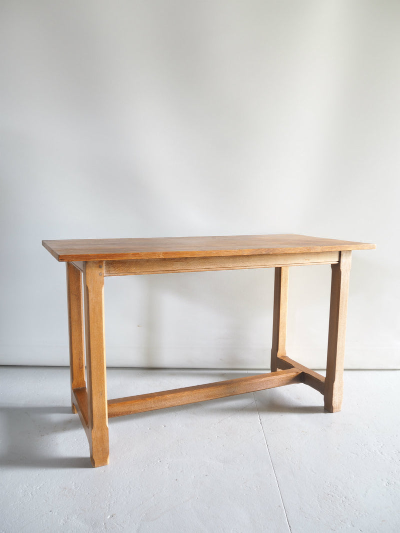 Vintage oak wood table Sendagaya store