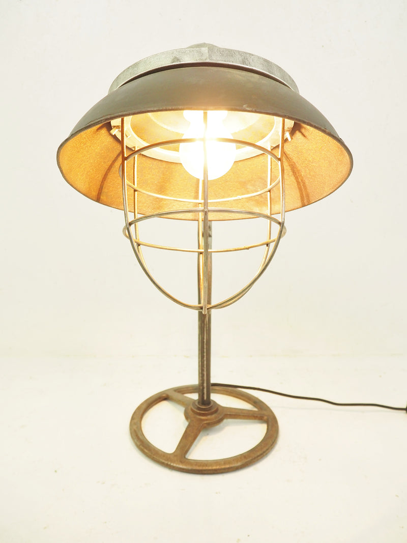Vintage table lamp Haneda store