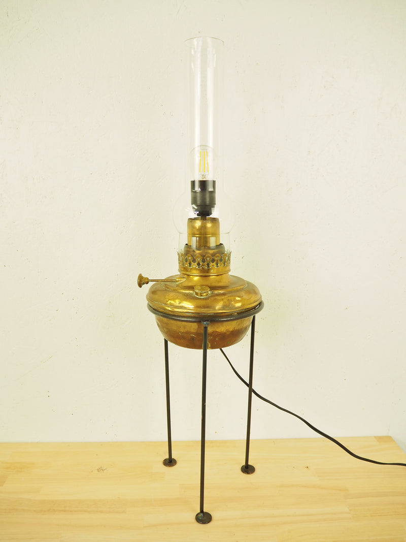 Vintage table lamp Haneda store