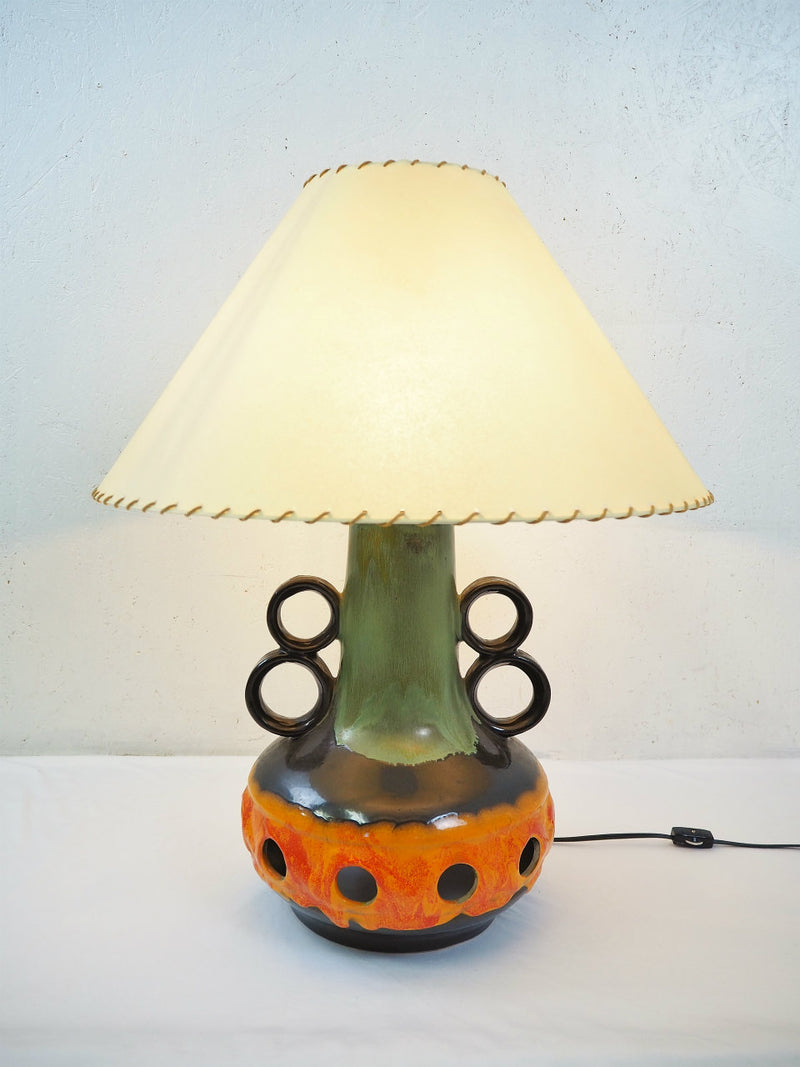 vintage  <br>Ceramic base table lamp Haneda store