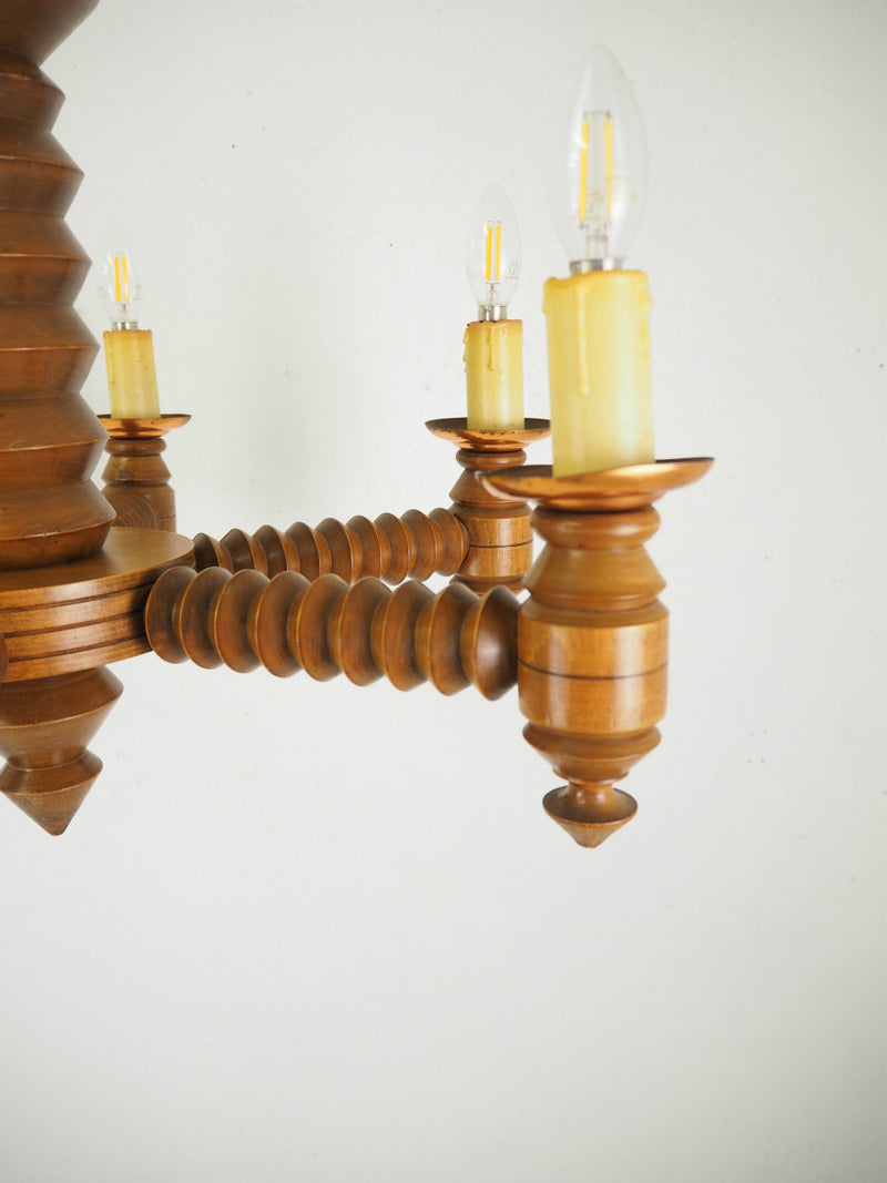 Vintage 6-light candle motif wood chandelier Sendagaya store