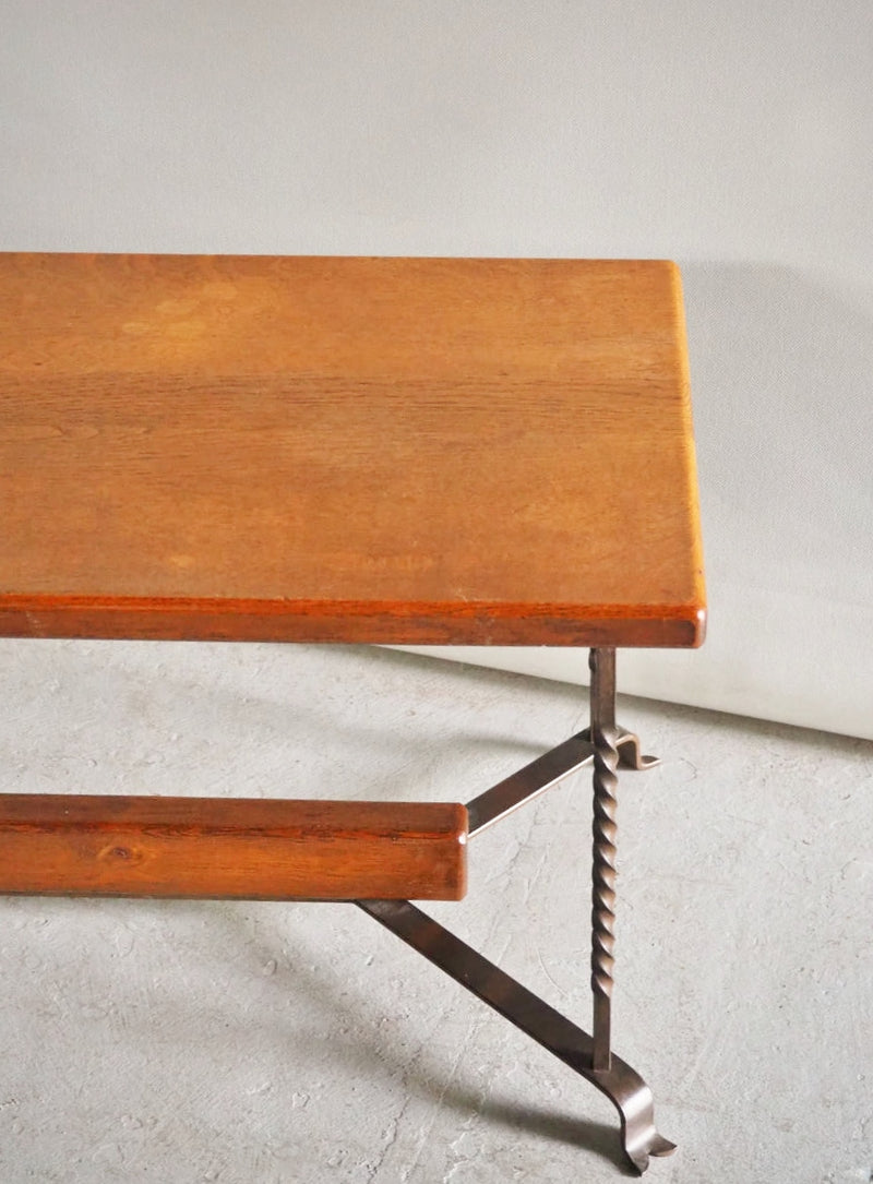 vintage<br> Solid oak wood x iron coffee table Haneda store