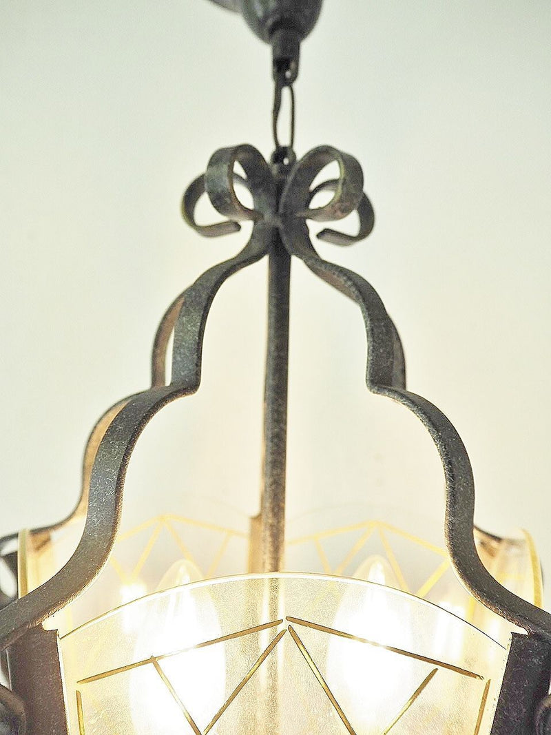 Vintage 2 light wrought iron glass pendant light

 (Haneda store)_plsd-210401-10-h