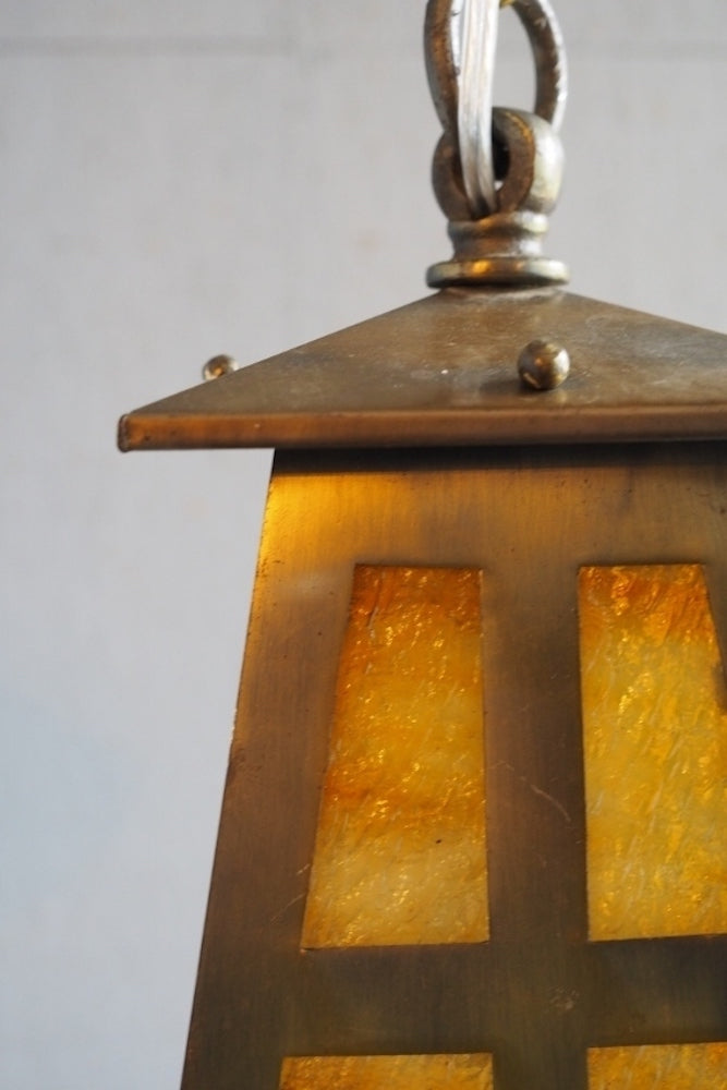 Vintage iron pendant light Sendagaya store