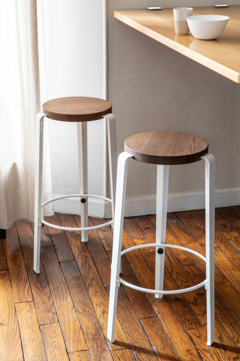 BIG LOU bar stool – TINTED OAK <br>CLOUDY WHITE
